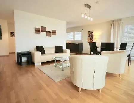 Bright Spacious And Modern With Terrace Apartment *