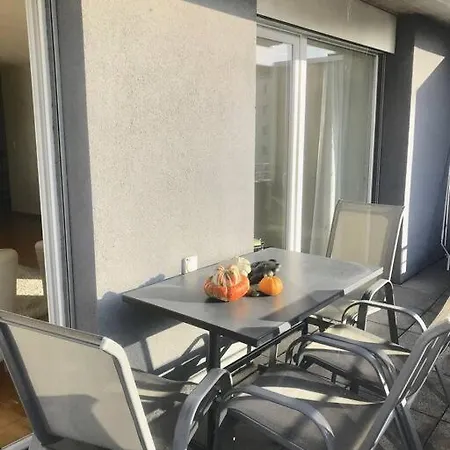 Bright Spacious And Modern With Terrace Apartment Lausanne